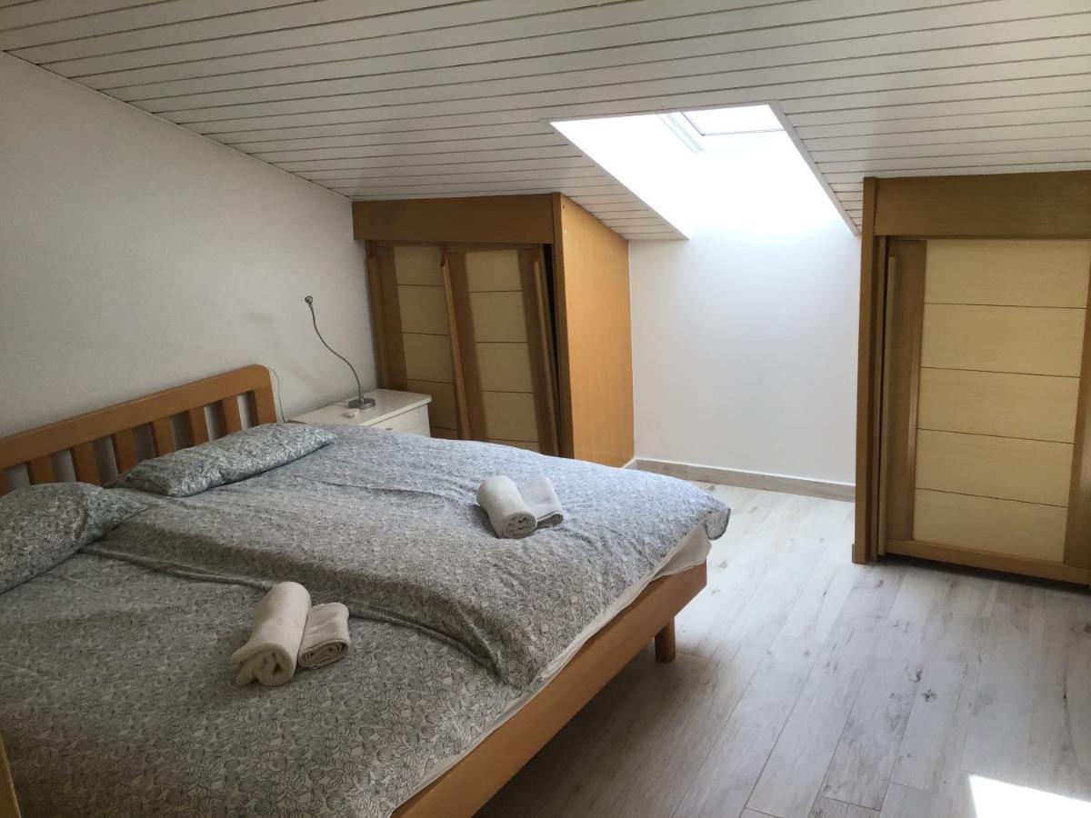 Apartments Tomato Новиград Екстериор снимка