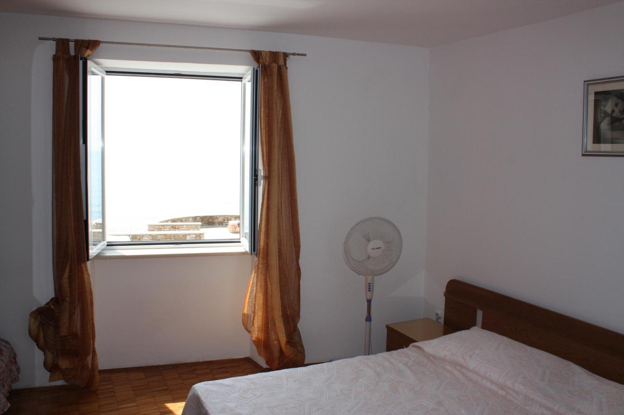 Apartments Tomato Новиград Екстериор снимка