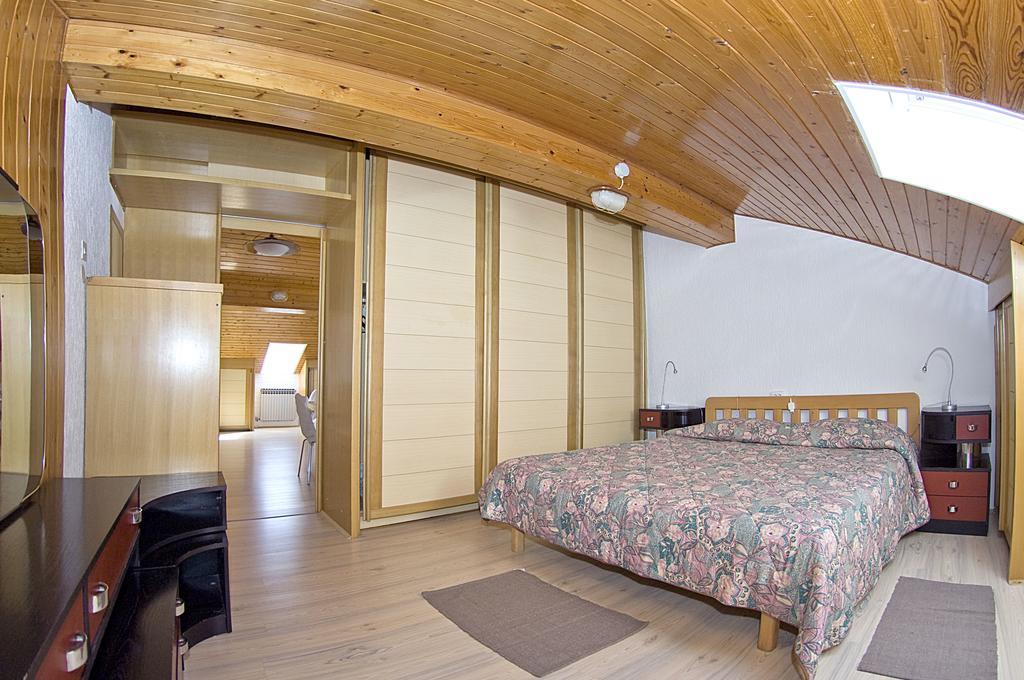 Apartments Tomato Новиград Екстериор снимка